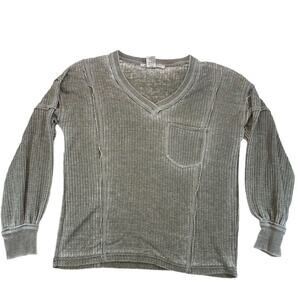 American Rag Waffle Knit V-Neck Pullover Top Gray Women's M distressed washout